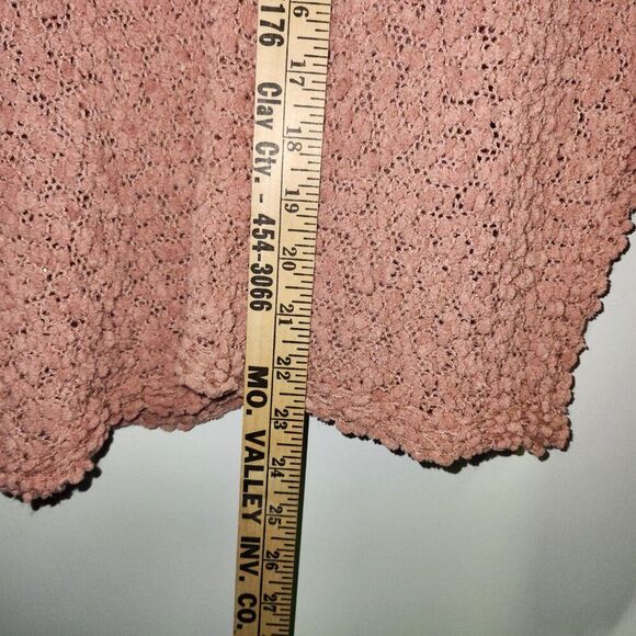 Altar'd State L/S Chunky Oversized Popcorn Knit Comfy Sweater; Pink Size: S - Picture 4 of 6